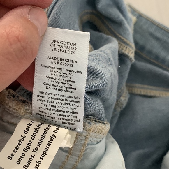 Pacsun Super Strength Shortie Denim Shorts Size 29 - Picture 8 of 8